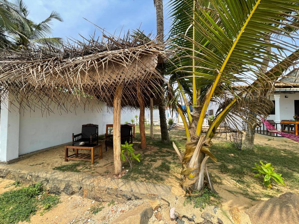Saman Beach Guest House Bussa Exterior photo