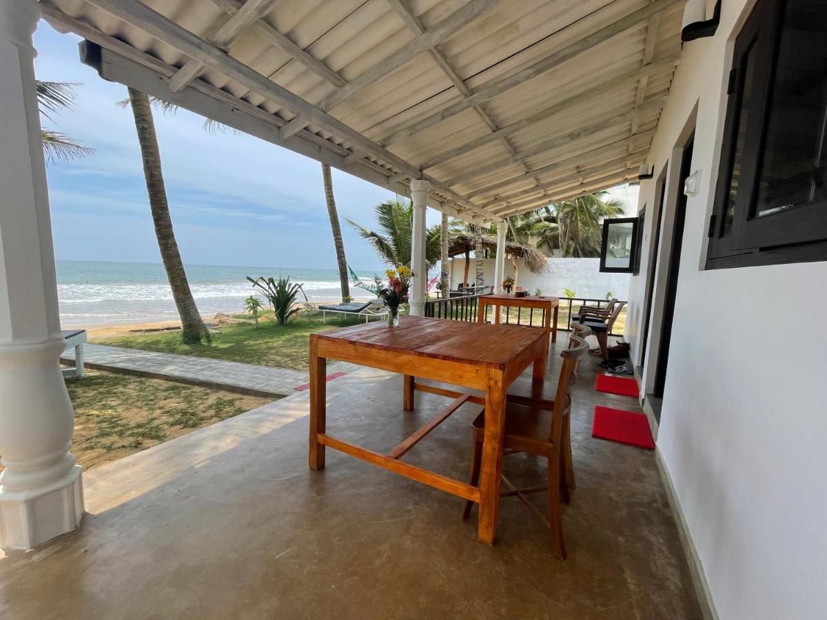 Saman Beach Guest House Bussa Exterior photo